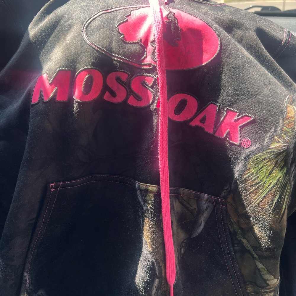 MOSSY OAKS CAMO/PINK HOODIE SZ.‎ Small